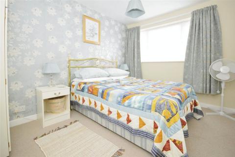 13 Langdale Road, Carcroft, Doncaster, DN6 8QW