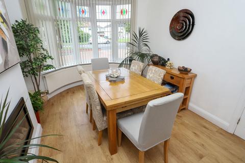 40 Carters Lane, Halesowen, B62 0BS