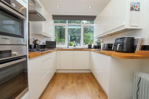 40 Carters Lane, Halesowen, B62 0BS