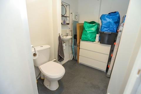 40 Carters Lane, Halesowen, B62 0BS