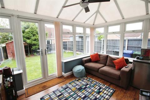 40 Hoddesdon Crescent, Dunscroft, Doncaster, DN7 4HJ