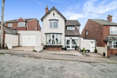 Lightwood Road, West Midlands DY1