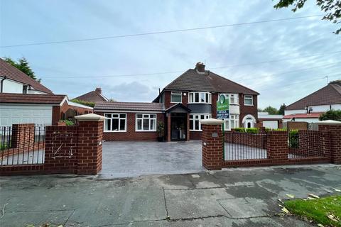 3 bedroom semi-detached house for sale, The Broadway, West Midlands DY1