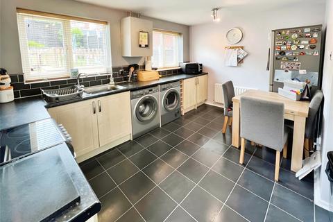 2 bedroom semi-detached house for sale, Cowley Drive, West Midlands DY1