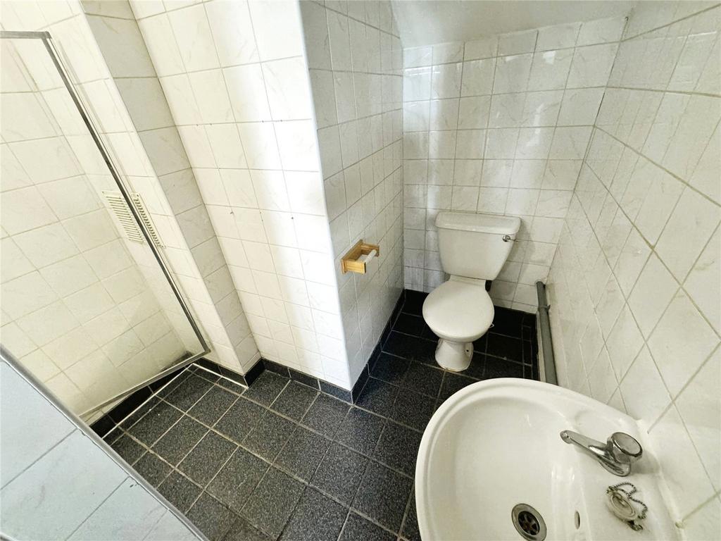 Shower Room WC