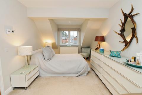5 Chisholm Drive, Dumfries, DG1 3UA
