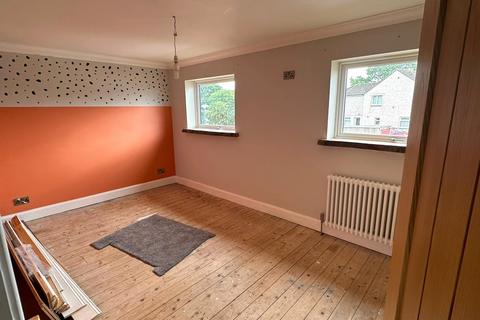 10 Little Brae, Locharbriggs, Dumfries, DG1 1UR