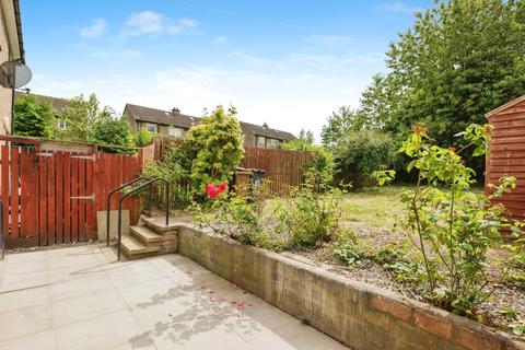 81 Ballantrae Place, Dundee, DD4 8QG