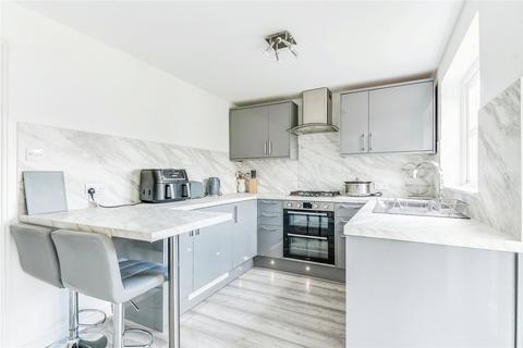 14 Ambleside Gardens, Dundee, DD3 0AN