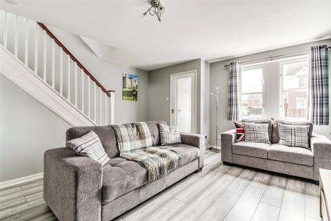 14 Ambleside Gardens, Dundee, DD3 0AN