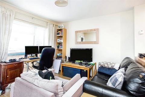 1 bedroom end of terrace house for sale, Alexandra Road, Egham TW20