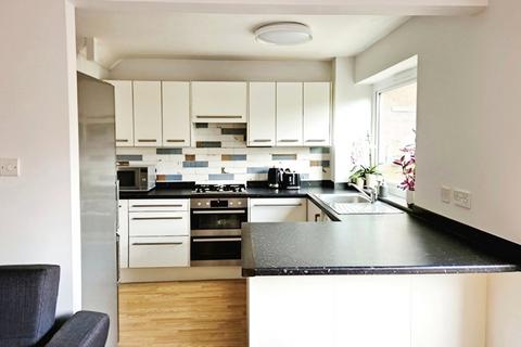 undefined, Cherrywood Avenue, Egham TW20