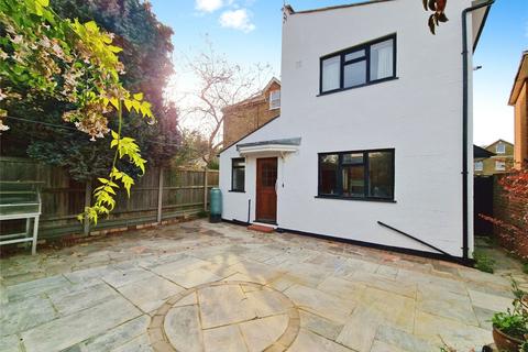 37 Court Yard, London, SE9 5PR
