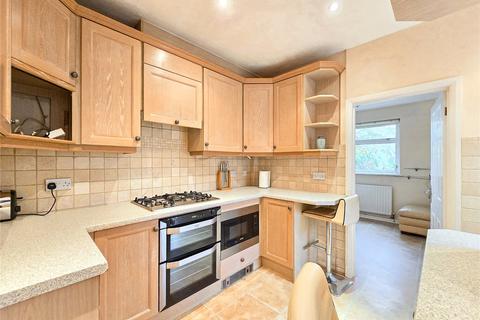 21 Crouch Croft, London, SE9 3HX