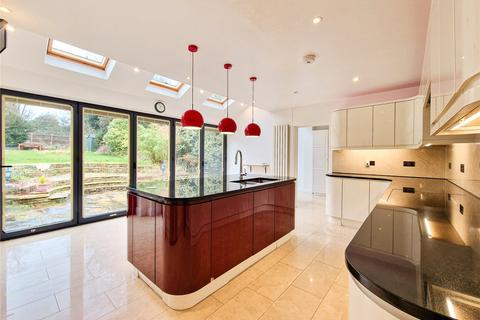 69 Clarendon Way, Chislehurst, BR7 6RG