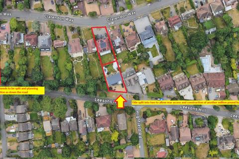 69 Clarendon Way, Chislehurst, BR7 6RG