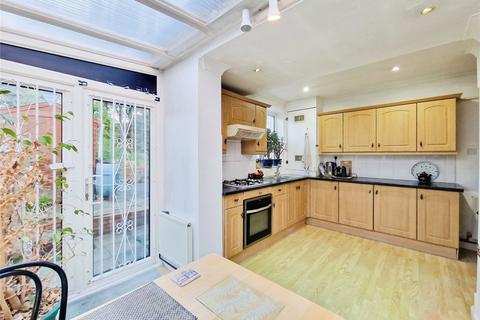 4 College View, London, SE9 4QG