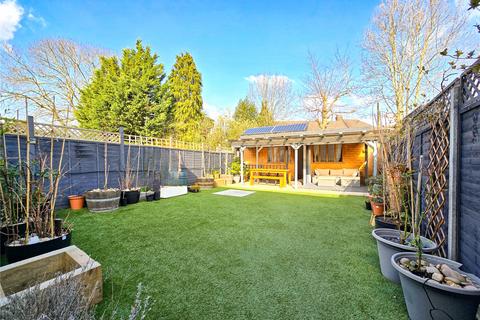 17 Glasbrook Road, London, SE9 5RH