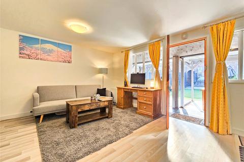 17 Glasbrook Road, London, SE9 5RH