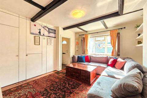 17 Glasbrook Road, London, SE9 5RH