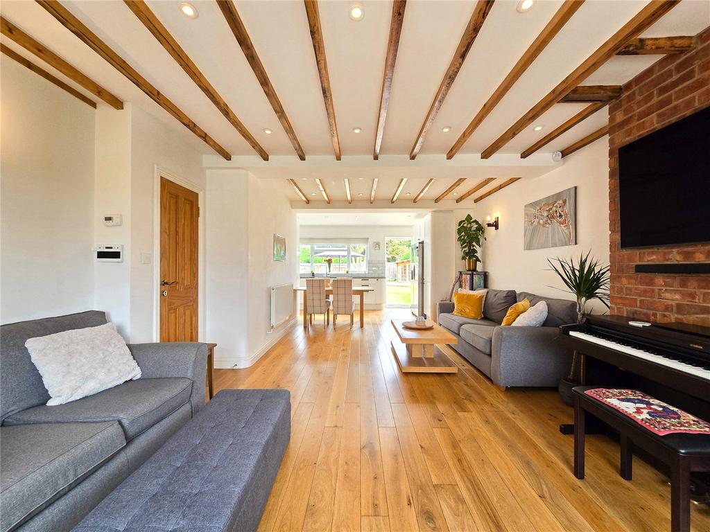 Long Living Space