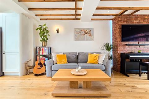 19 Cuff Crescent, London, SE9 5RF