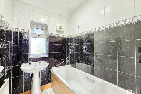 55 Littlemede, London, SE9 3ED
