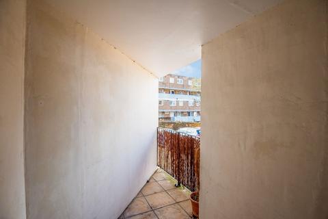 1 bedroom flat for sale, Pleasant Row, Kent ME7