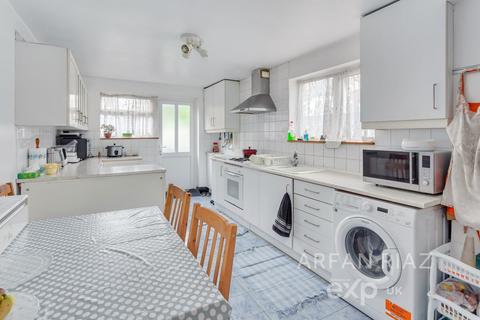 3 bedroom semi-detached house for sale, Crownhill Road, London NW10