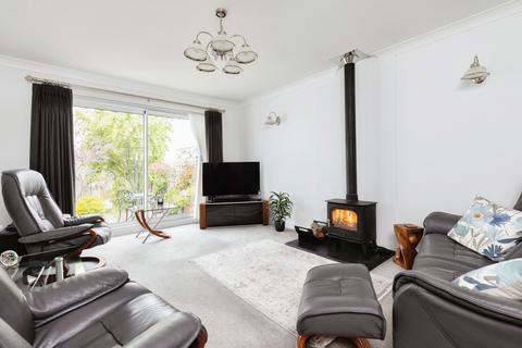 19 Dobson Road, Gravesend, DA12 5TF