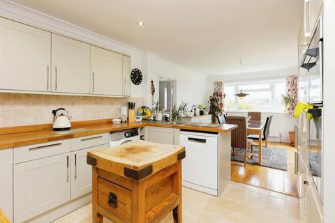 19 Dobson Road, Gravesend, DA12 5TF