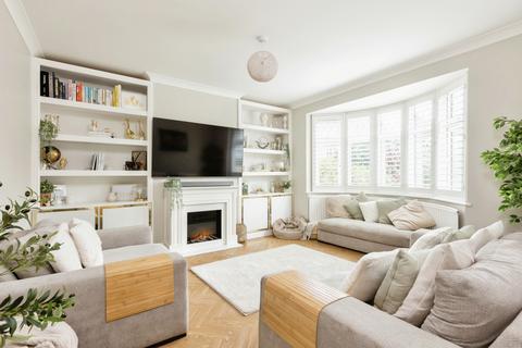 45 Milton Hall Road, Gravesend, DA12 1QN