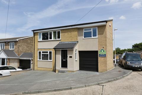 25 Bader Walk, Northfleet, Gravesend, DA11 8PU