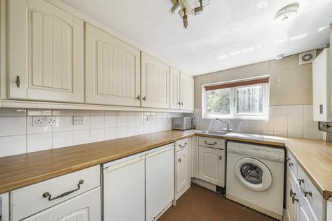 2 bedroom terraced house for sale, University Area,  Convenient for Town Centre and Station,  RG1