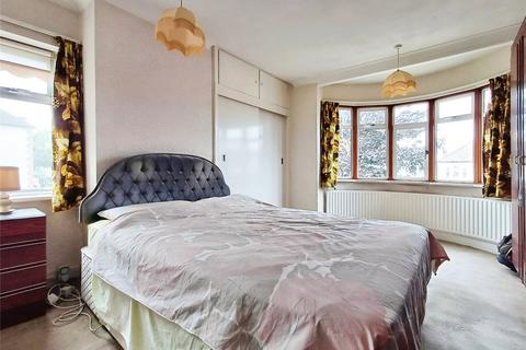 59 Central Avenue, Gravesend, DA12 5AN