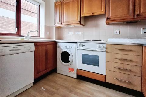 2 bedroom flat for sale, West Street, Kent DA11