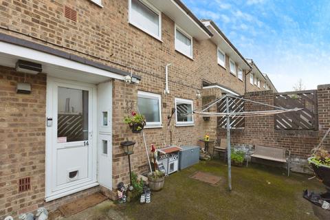 14 Augustine Road, Gravesend, DA12 2SL