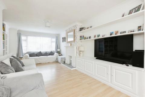 103 Astra Drive, Gravesend, DA12 4PZ