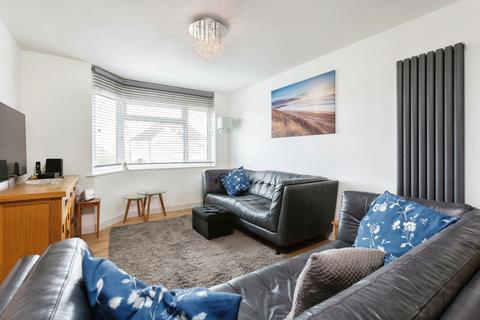 88 Thong Lane, Gravesend, DA12 4LD