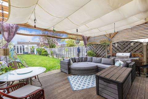 88 Thong Lane, Gravesend, DA12 4LD