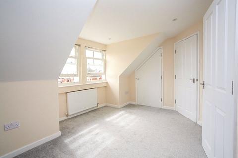 Flat 3, 17a Pelham Road, Gravesend, DA11 0HU
