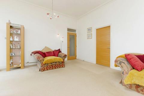 2 bedroom flat for sale, Gartloch Avenue, Glasgow G69