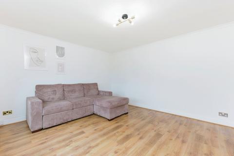 15 Hawick Crescent, Larkhall, ML9 1HD