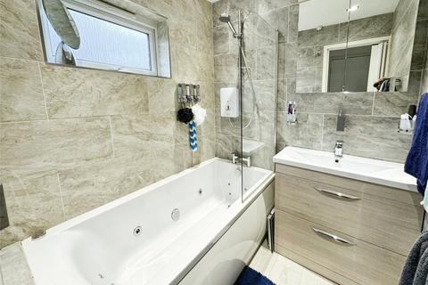 27 Harvey Close, St Leonards-on-sea, TN38 9SG
