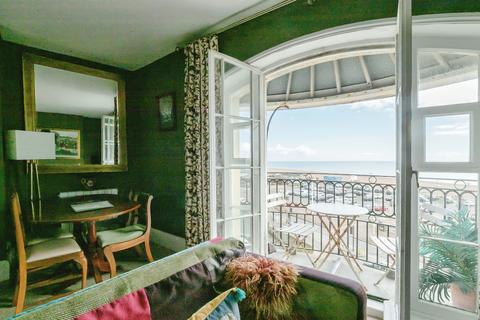 1 bedroom flat for sale, Pelham Crescent, East Sussex TN34