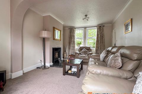 3 bedroom detached house for sale, Bullpit Road, Balderton NG24