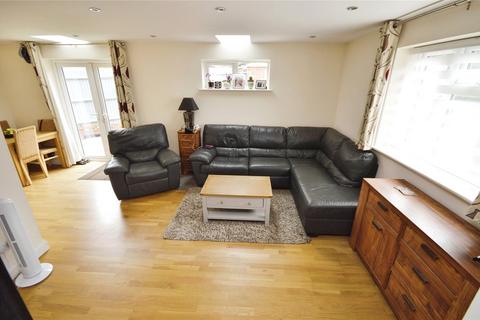 14a Bronte Crescent, Hemel Hempstead, HP2 7NT