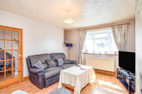 17 Goldcroft, Hemel Hempstead, HP3 8ET