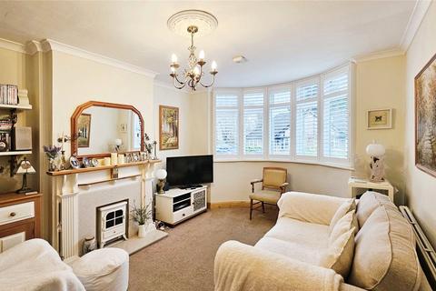 37 Cedar Walk, Hemel Hempstead, HP3 9ED