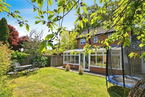 9 Minstrel Close, Hemel Hempstead, HP1 3RP